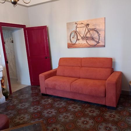 L'Oostaloo Logement De Vacances Usclas-l'Herault Exterior foto