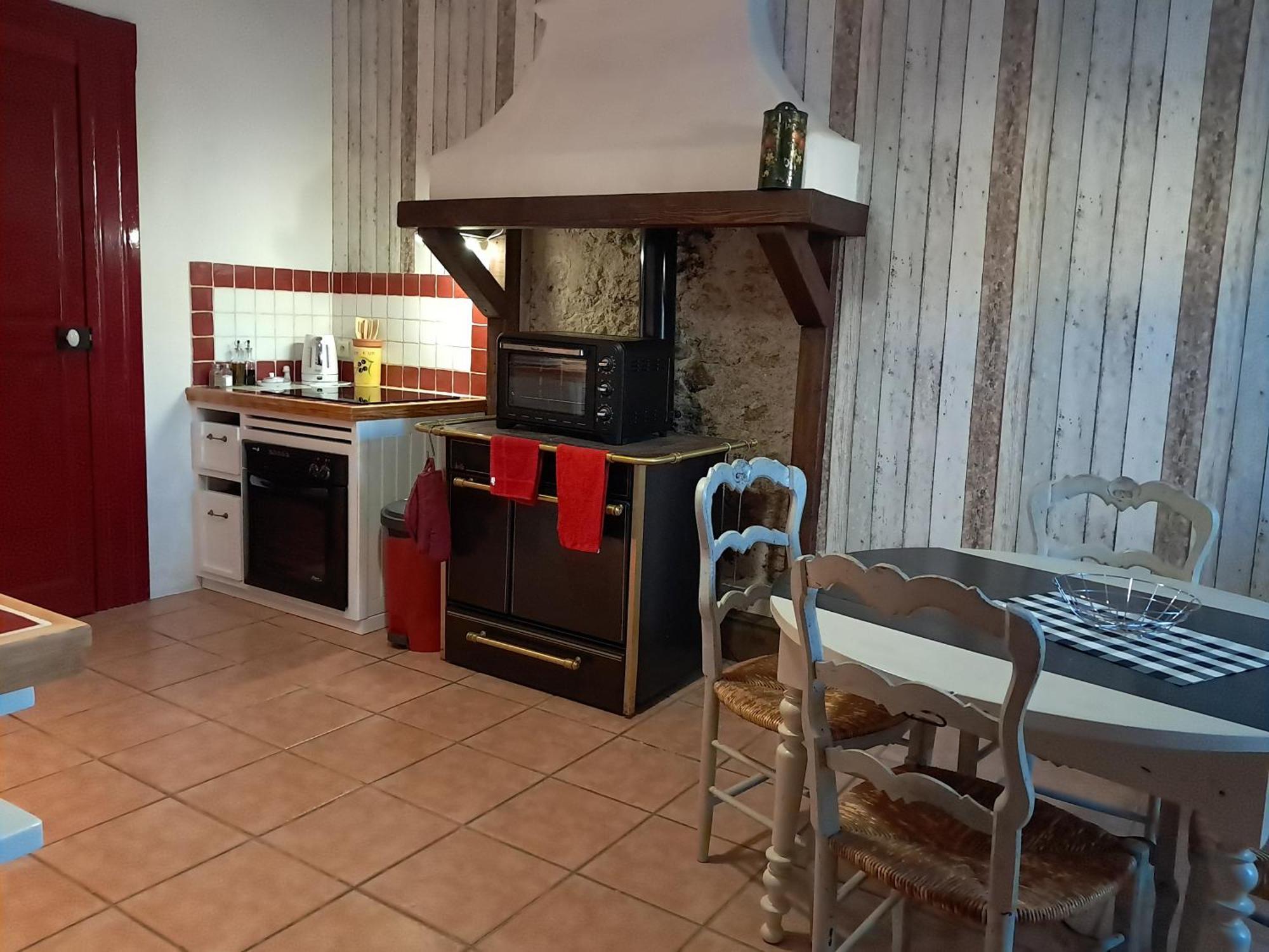 L'Oostaloo Logement De Vacances Usclas-l'Herault Exterior foto